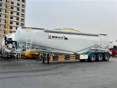 Полуремарке цистерна 60T Powde с BPW ос